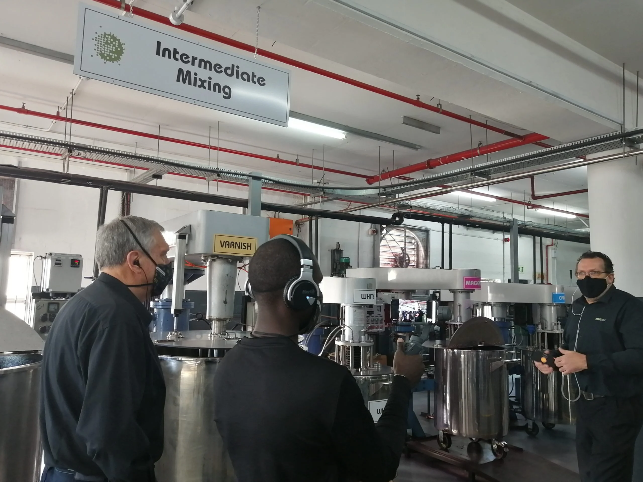 NUtec Digital Ink online training session demonstrating intermediate mixing techniques in a printing facility, emphasizing virtual support and digital printing inks.